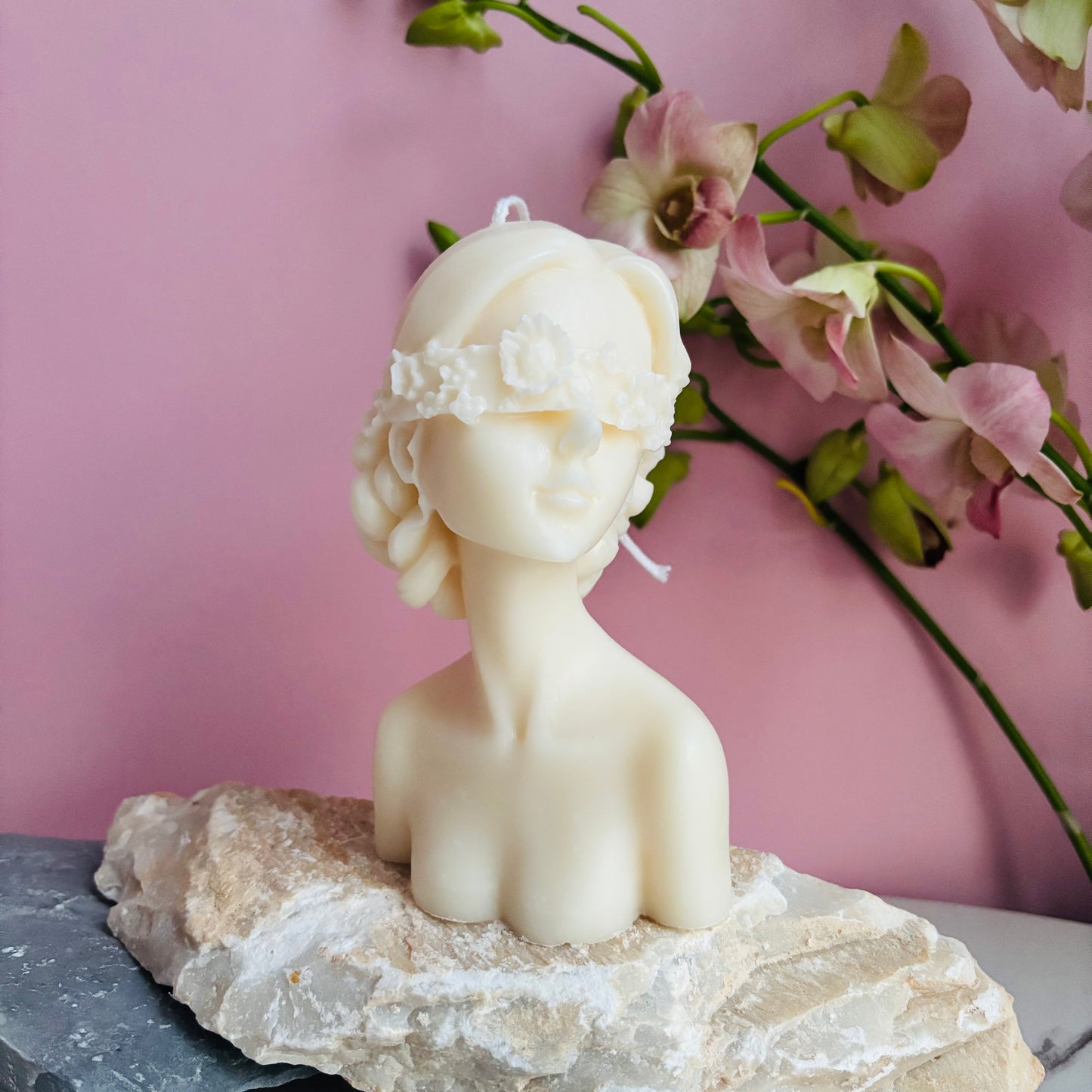 Vintage Garden Lady Blind